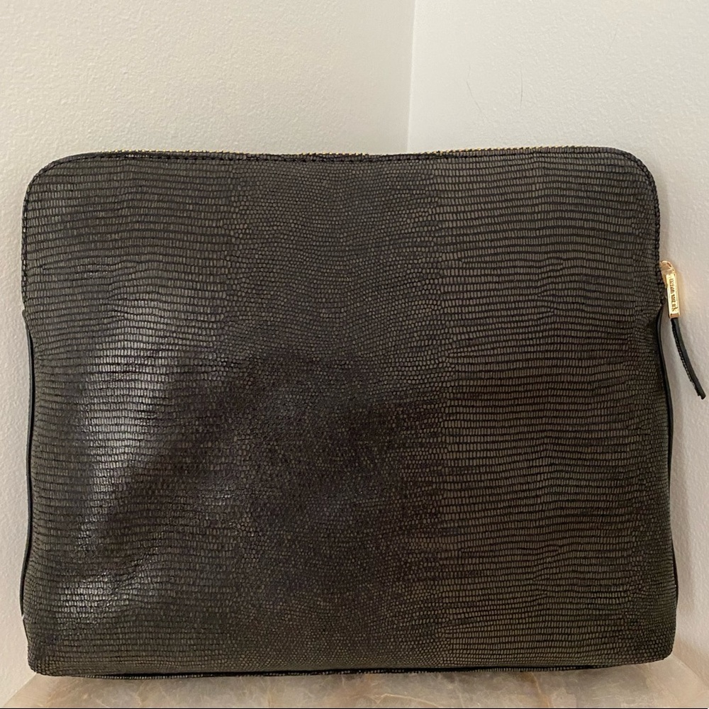 India Hicks Insider - Black